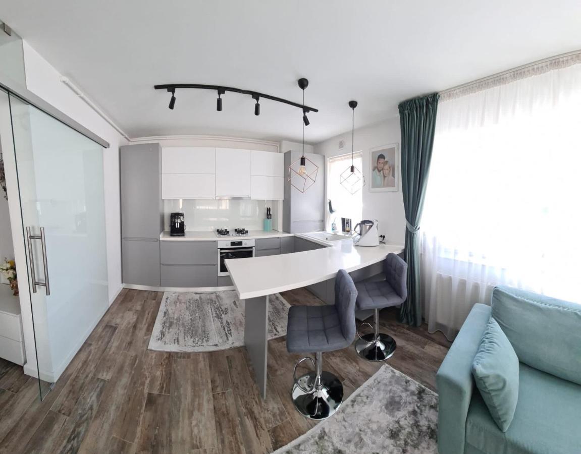 Apartmán Apartament Coresimall Brašov Exteriér fotografie